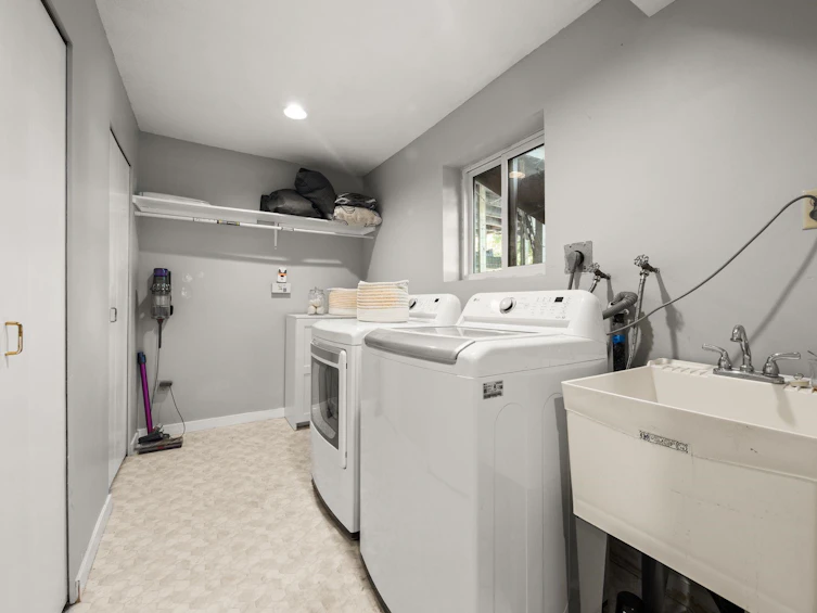 11665 94a Avenue, Delta, BC, V4C 3S4 - 13