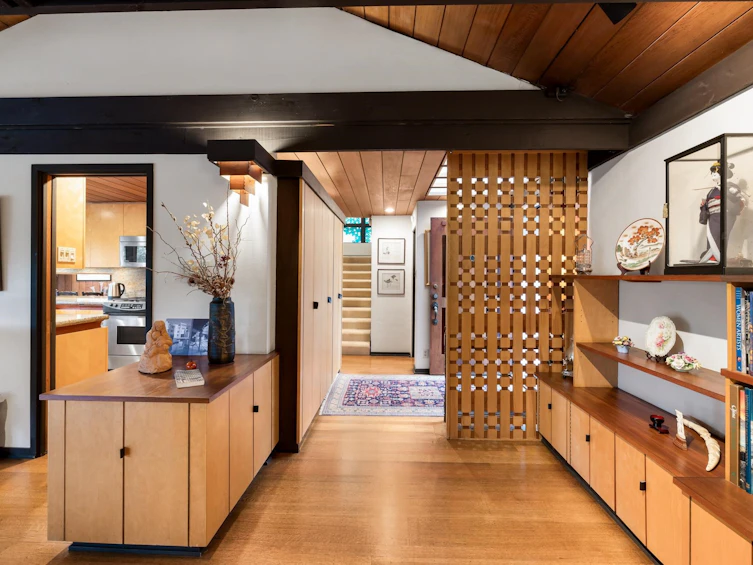 6821 Laurel Street, Vancouver, BC, V6P 3T6 - 4
