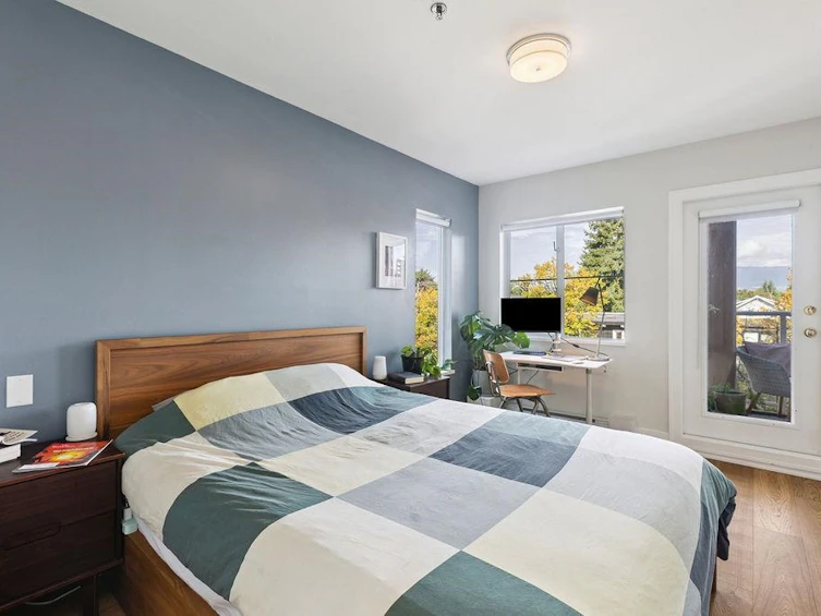 215-3250 W Broadway Street, Vancouver, BC, V6K 2H4 - 16