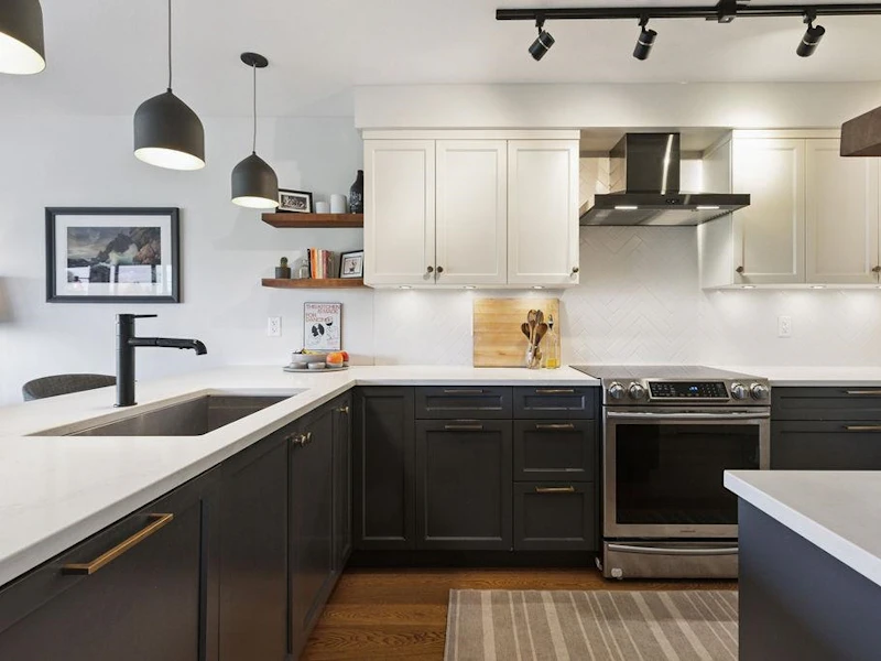 215 - 3250 W Broadway Street, Vancouver BC V6K 2H4
