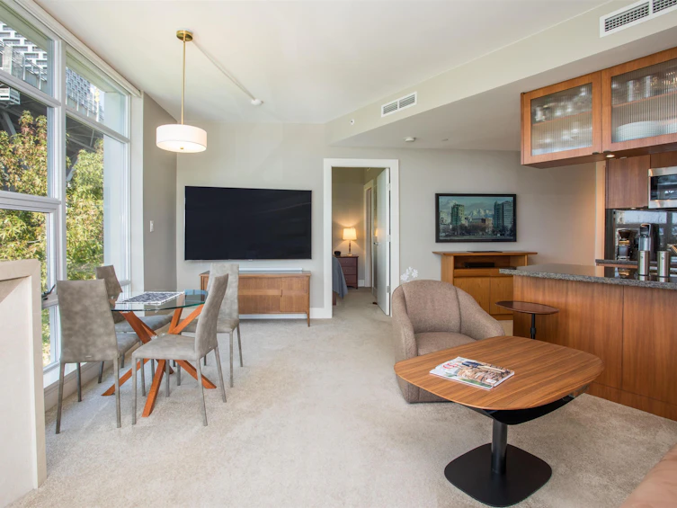 605-628 Kinghorne Mews, Vancouver, BC, V6Z 3H6 - 11
