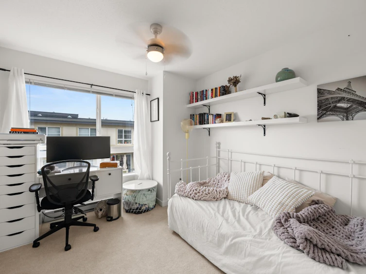 26-19477 72a Avenue, Surrey, BC, V4N 6M2 - 19