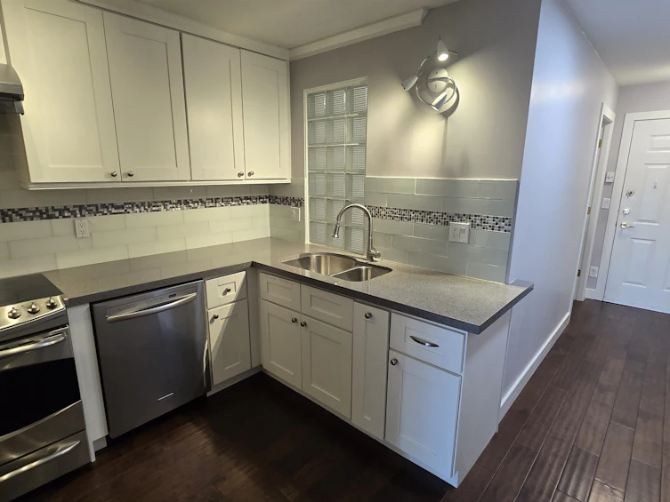 211-5723 Balsam Street, Vancouver, BC, V6M 4B8 - 8