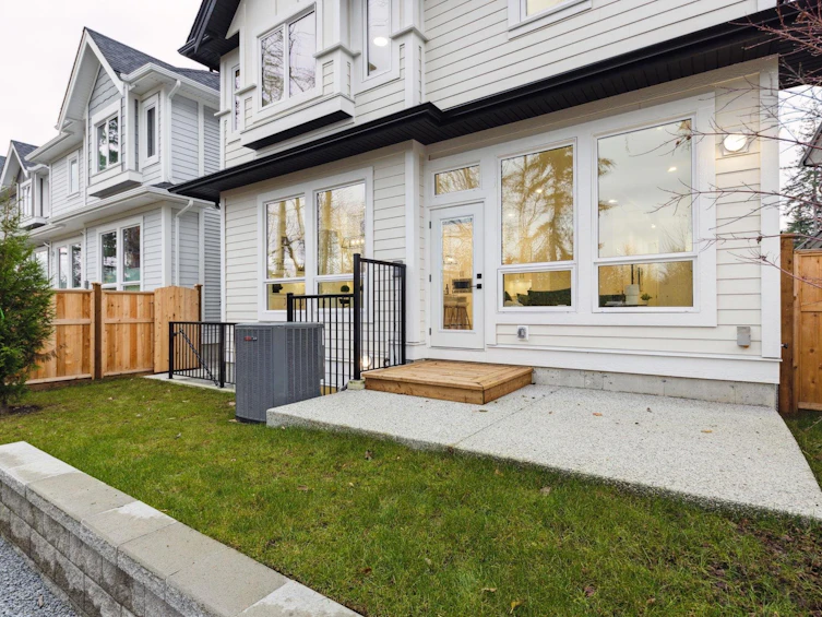 20337 76b Avenue, Langley, BC, V2Y 3S9 - 3