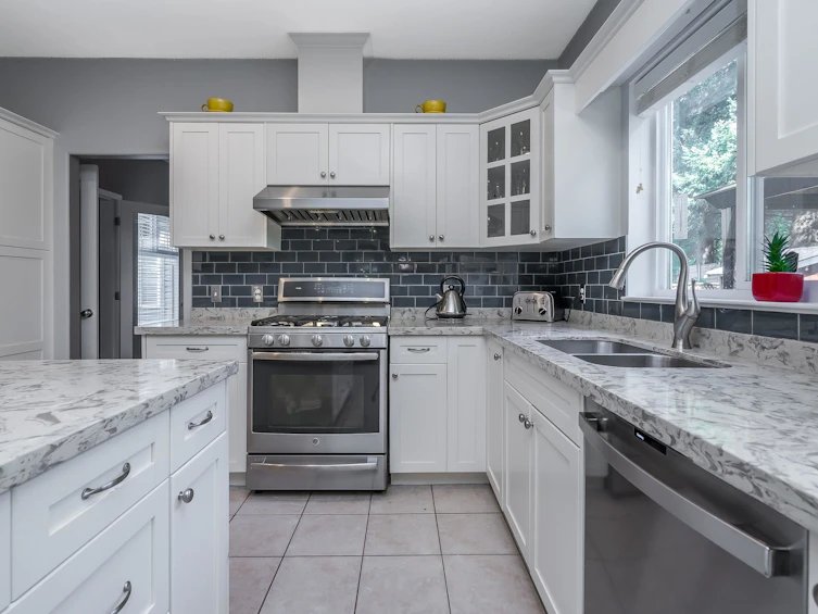 19115 Doerksen Drive, Pitt Meadows, BC, V3Y 2C4 - 16