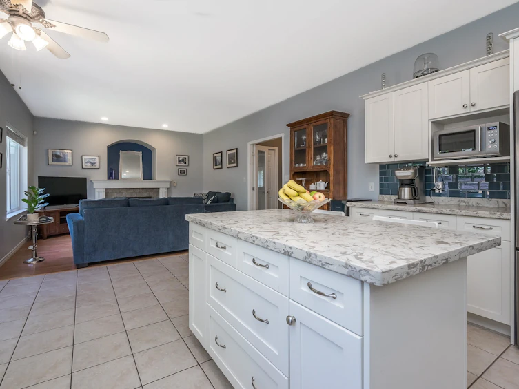 19115 Doerksen Drive, Pitt Meadows, BC, V3Y 2C4 - 17