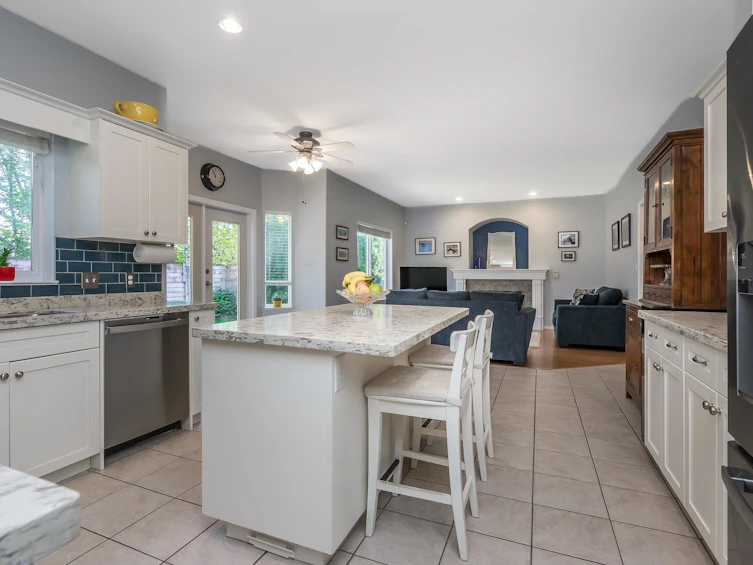 19115 Doerksen Drive, Pitt Meadows, BC, V3Y 2C4 - 15
