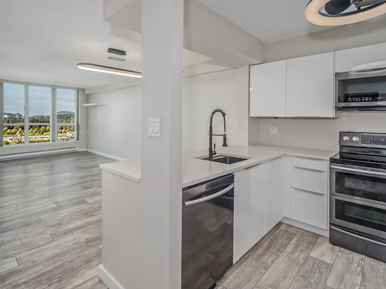 1607-1148 Heffley Crescent, Coquitlam, BC, V3B 8A6 - 3