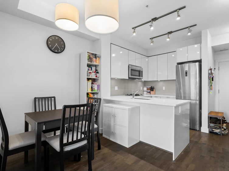 208-10011 River Drive, Richmond, BC, V6X 0N2 - 2