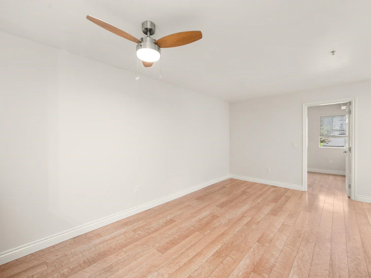 206-688 E 16th Avenue, Vancouver, BC, V5T 2V4 - 10