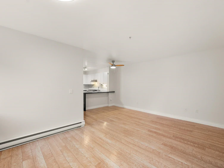 206-688 E 16th Avenue, Vancouver, BC, V5T 2V4 - 8