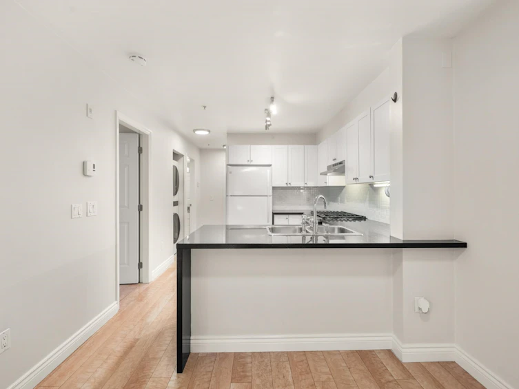 206-688 E 16th Avenue, Vancouver, BC, V5T 2V4 - 11