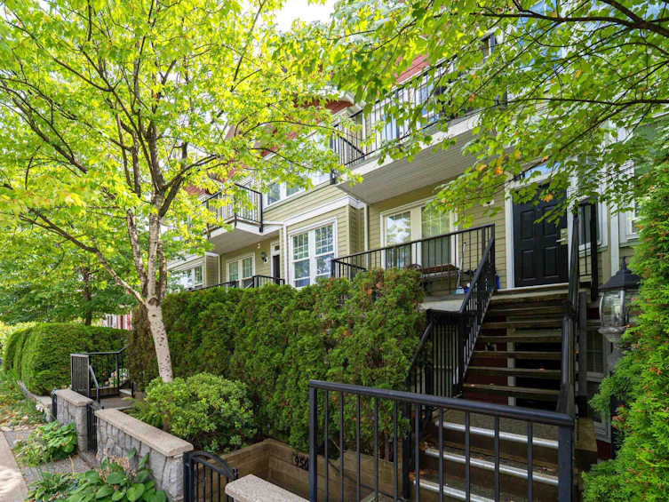 966 W 16th Avenue, Vancouver, BC, V5Z 1T2 - 15