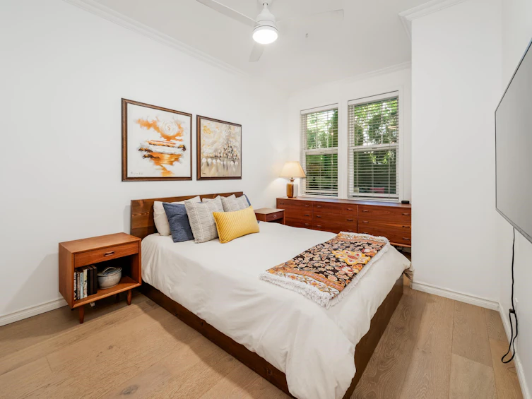 966 W 16th Avenue, Vancouver, BC, V5Z 1T2 - 6