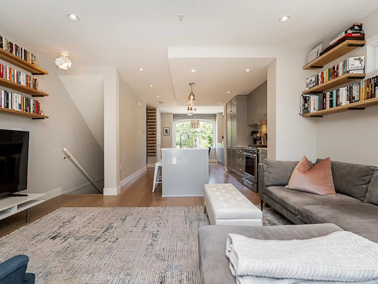 4320 Knight Street, Vancouver, BC, V5N 3M5 - 10