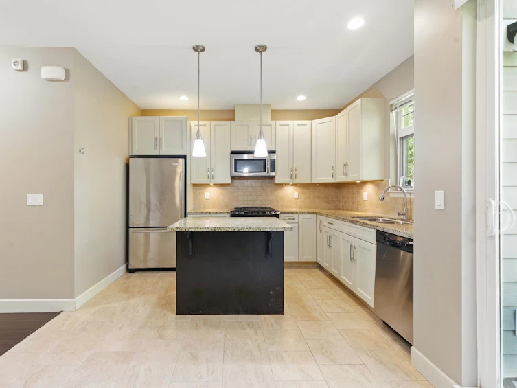 44-2979 156 Street, Surrey, BC, V3Z 8V8 - 11