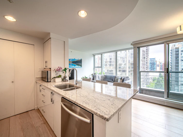 1603-1008 Cambie Street, Vancouver, BC, V6B 6J7 - 3