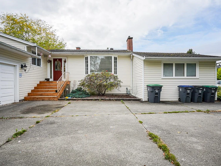 16428 12 Avenue, Surrey, BC, V4A 9H6