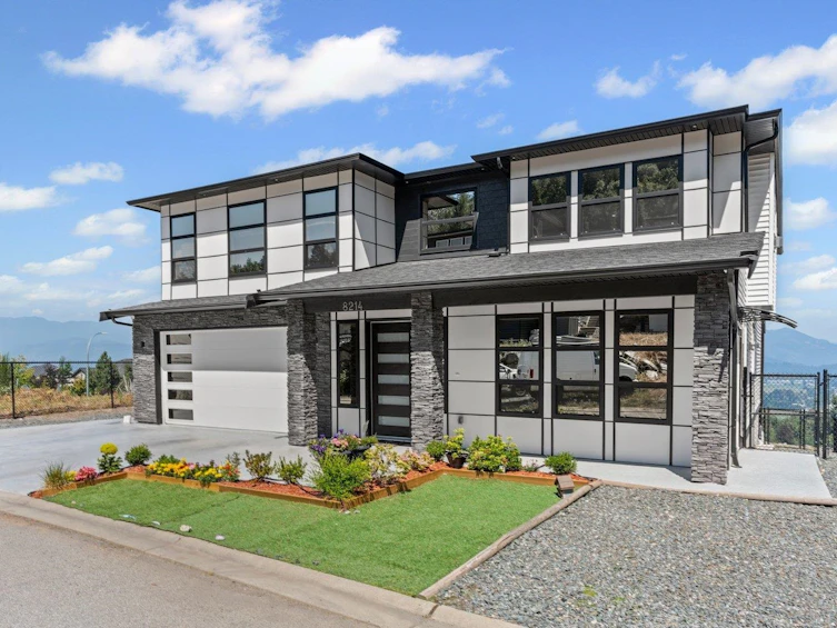 8214 Nixon Road, Chilliwack, BC, V4Z 0E4 - 2