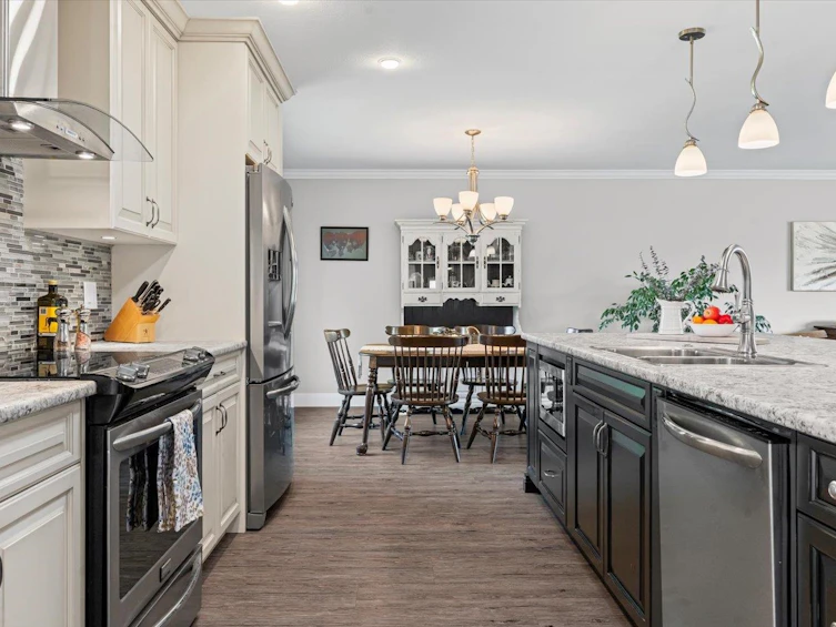 10007 Shamrock Drive, Chilliwack, BC, V2P 5L3 - 13