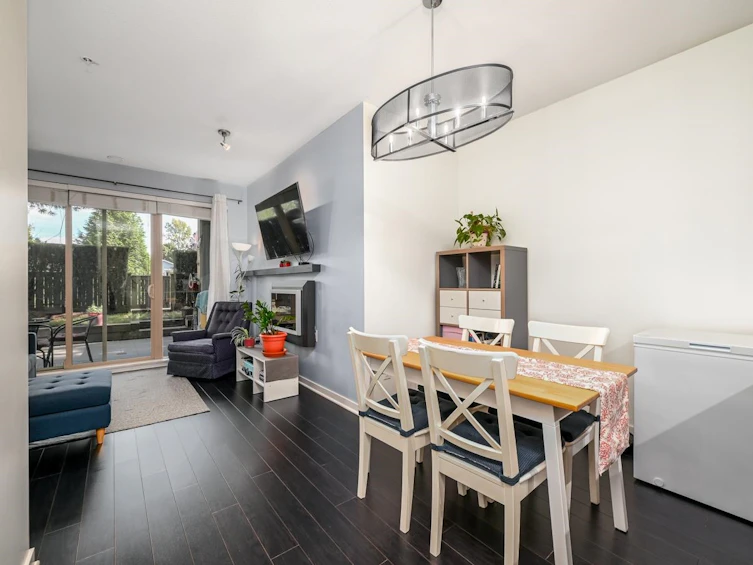 130-5655 210a Street, Langley, BC, V3A 0G4 - 5