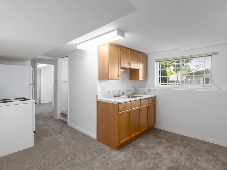 113 Eighth Avenue, New Westminster, BC, V3L 1X9 - 22