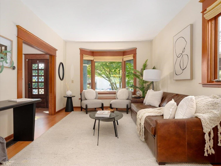 1216 Lakewood Drive, Vancouver, BC, V5L 4M4 - 4