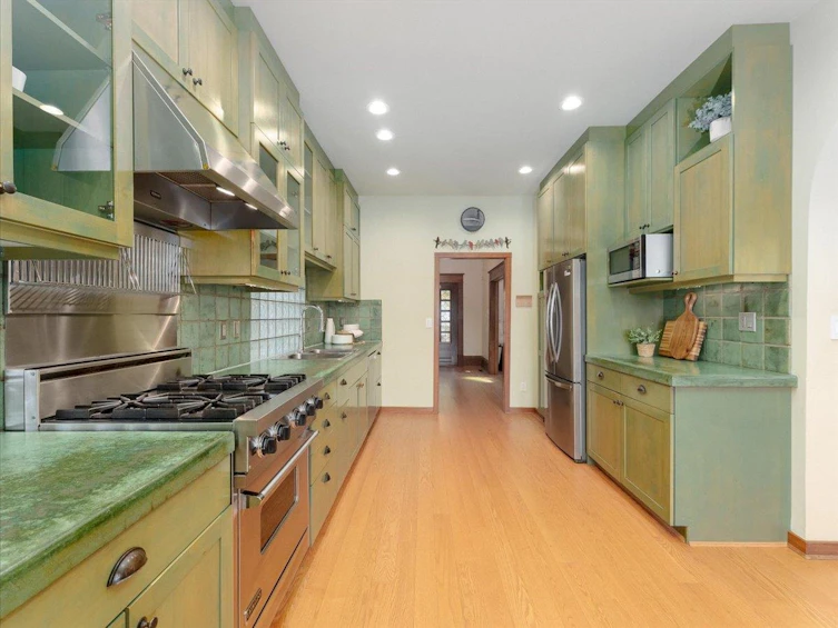 1216 Lakewood Drive, Vancouver, BC, V5L 4M4 - 12