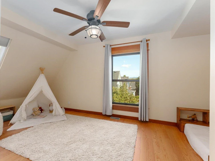 1216 Lakewood Drive, Vancouver, BC, V5L 4M4 - 24