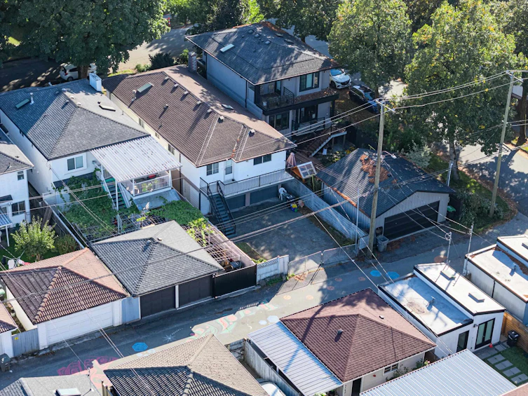 511 E 19th Avenue, Vancouver, BC, V5V 1J8 - 38