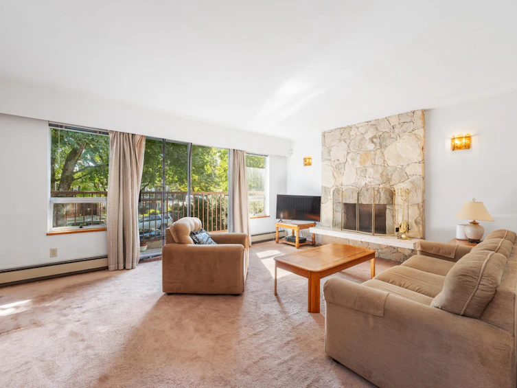 511 E 19th Avenue, Vancouver, BC, V5V 1J8 - 3
