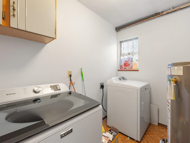 511 E 19th Avenue, Vancouver, BC, V5V 1J8 - 24