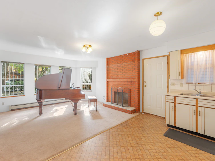 511 E 19th Avenue, Vancouver, BC, V5V 1J8 - 6