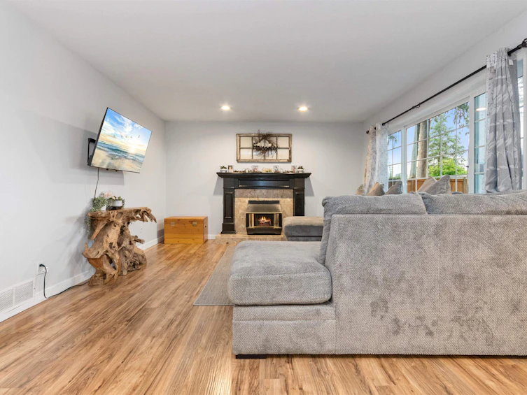 10030 Sussex Drive, Chilliwack, BC, V0X 1X1 - 16