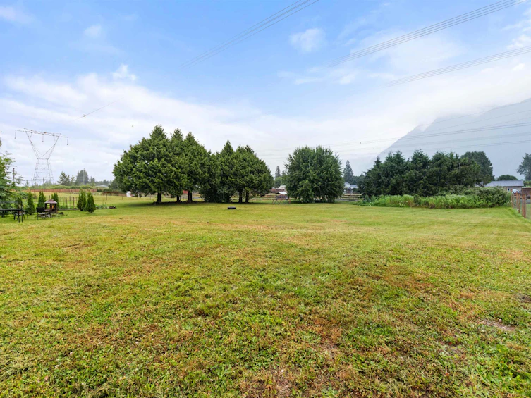 10030 Sussex Drive, Chilliwack, BC, V0X 1X1 - 35