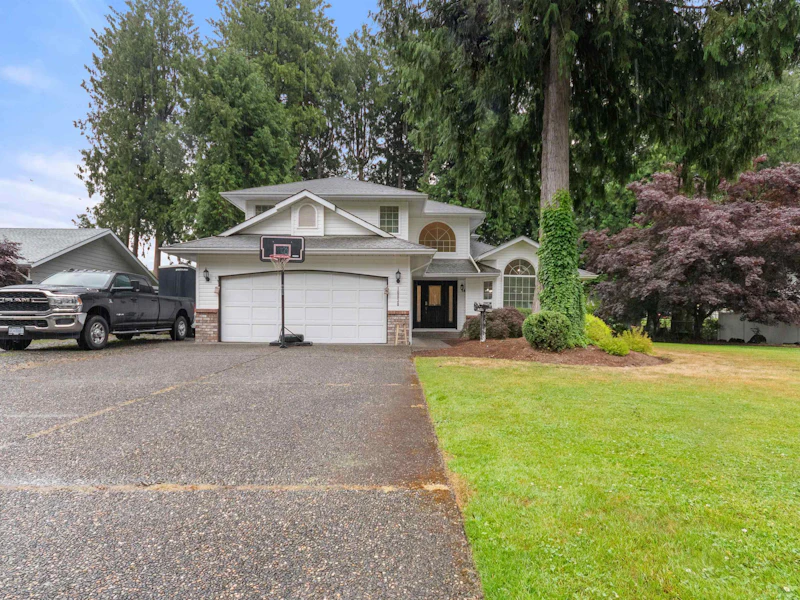 10030 Sussex Drive, Chilliwack BC V0X 1X1