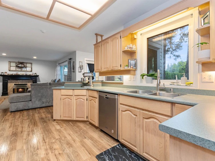 10030 Sussex Drive, Chilliwack, BC, V0X 1X1 - 21