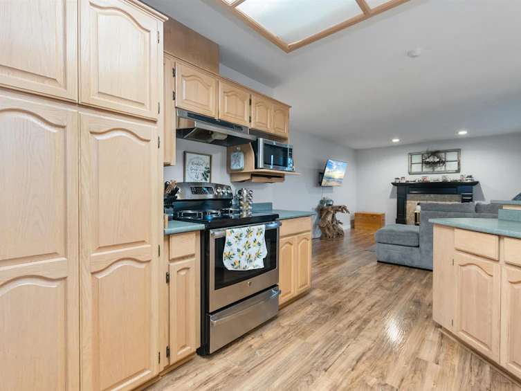 10030 Sussex Drive, Chilliwack, BC, V0X 1X1 - 22