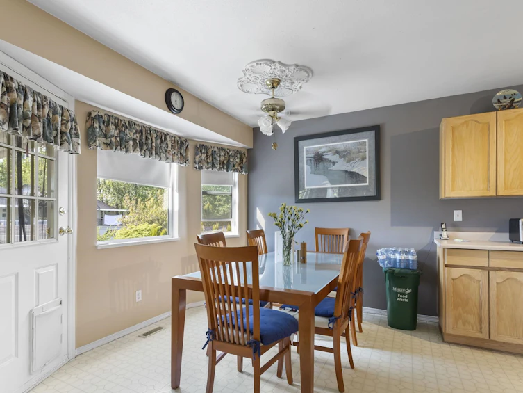 8479 Cade Barr Street, Mission, BC, V2V 7K4 - 11