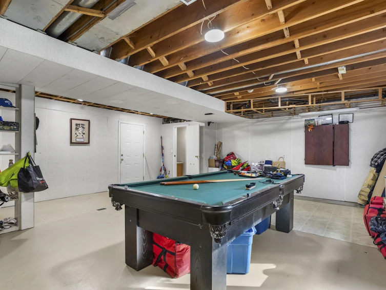 8479 Cade Barr Street, Mission, BC, V2V 7K4 - 32