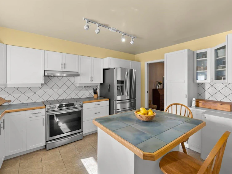 4463 54a Street, Delta, BC, V4K 2Z6 - 8