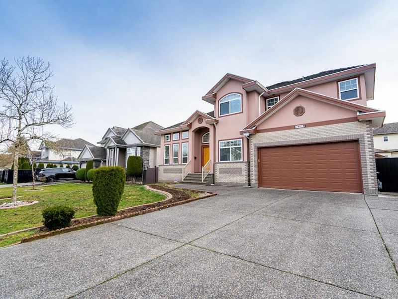 14478 74a Avenue, Surrey BC V3S 0S3