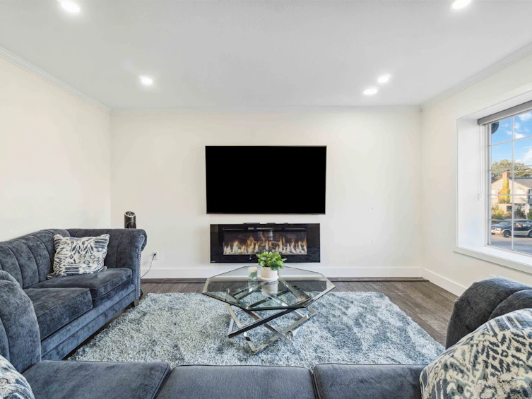 15598 Roper Avenue, Surrey, BC, V4B 2G5 - 2