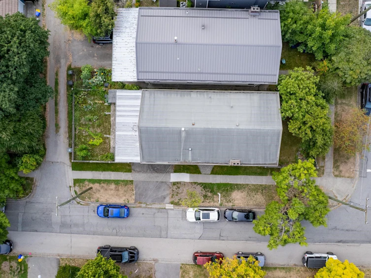 150 E 28 Avenue, Vancouver, BC, V5V 2M2 - 28
