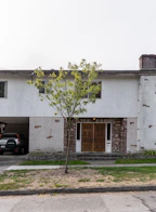 150 E 28th Avenue