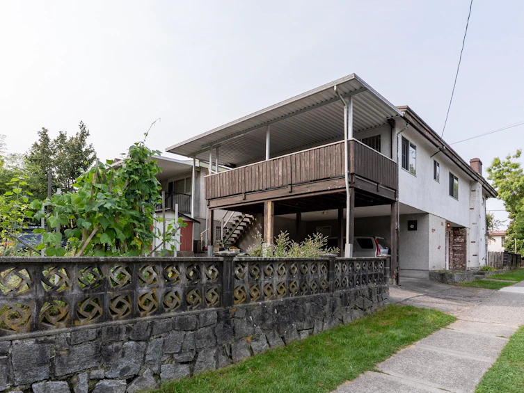 150 E 28 Avenue, Vancouver, BC, V5V 2M2 - 24