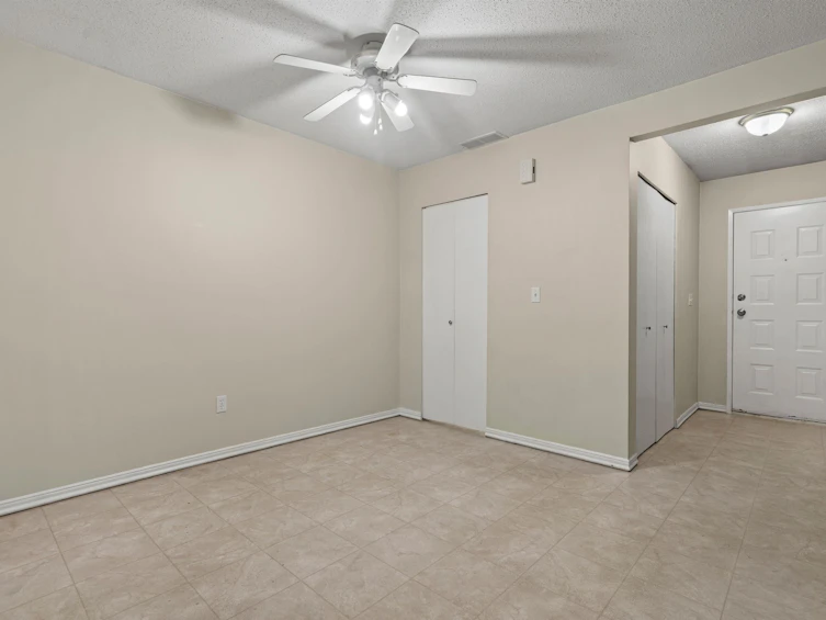 1012-34909 Old Yale Road, Abbotsford, BC, V3G 2E7 - 6
