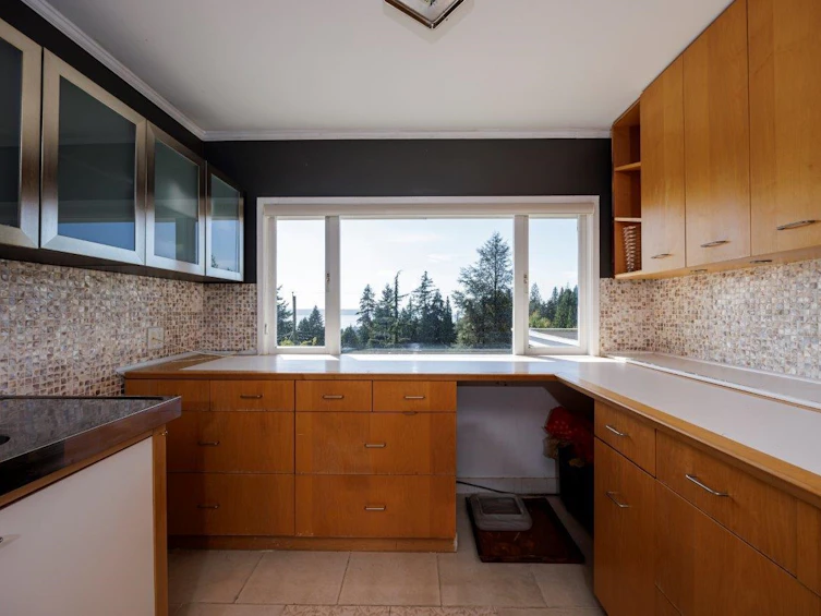1249 Nepal Crescent, West Vancouver, BC, V7T 2H4 - 13