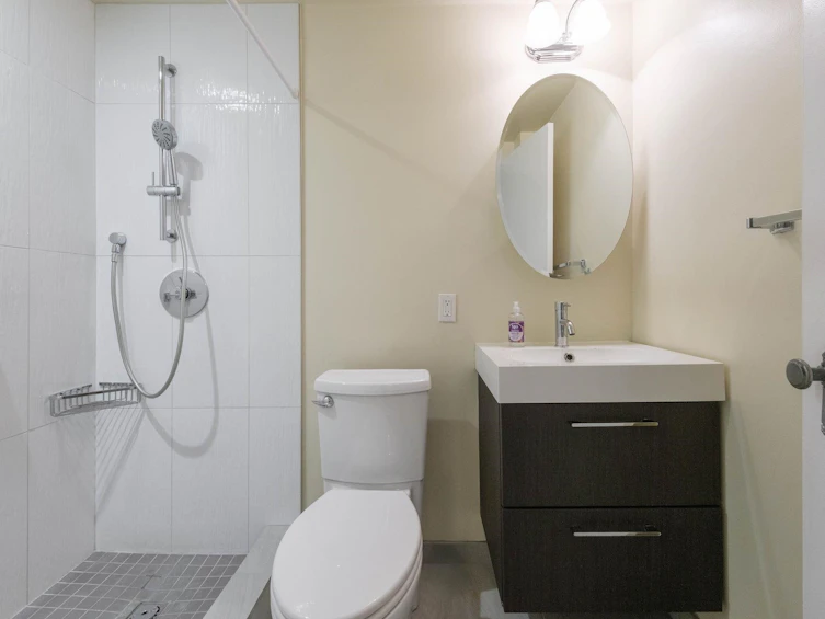 203-1878 Robson Street, Vancouver, BC, V6G 1E3 - 16