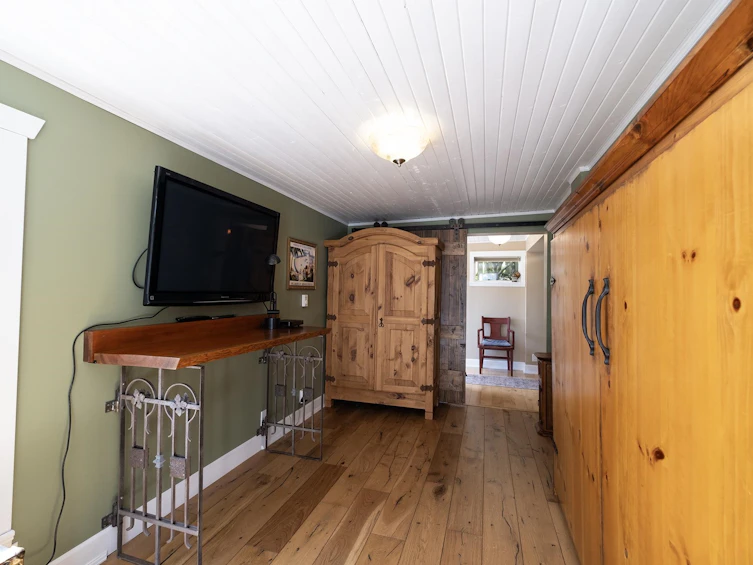 454 Central Avenue, Gibsons, BC, V0N 1V1 - 24